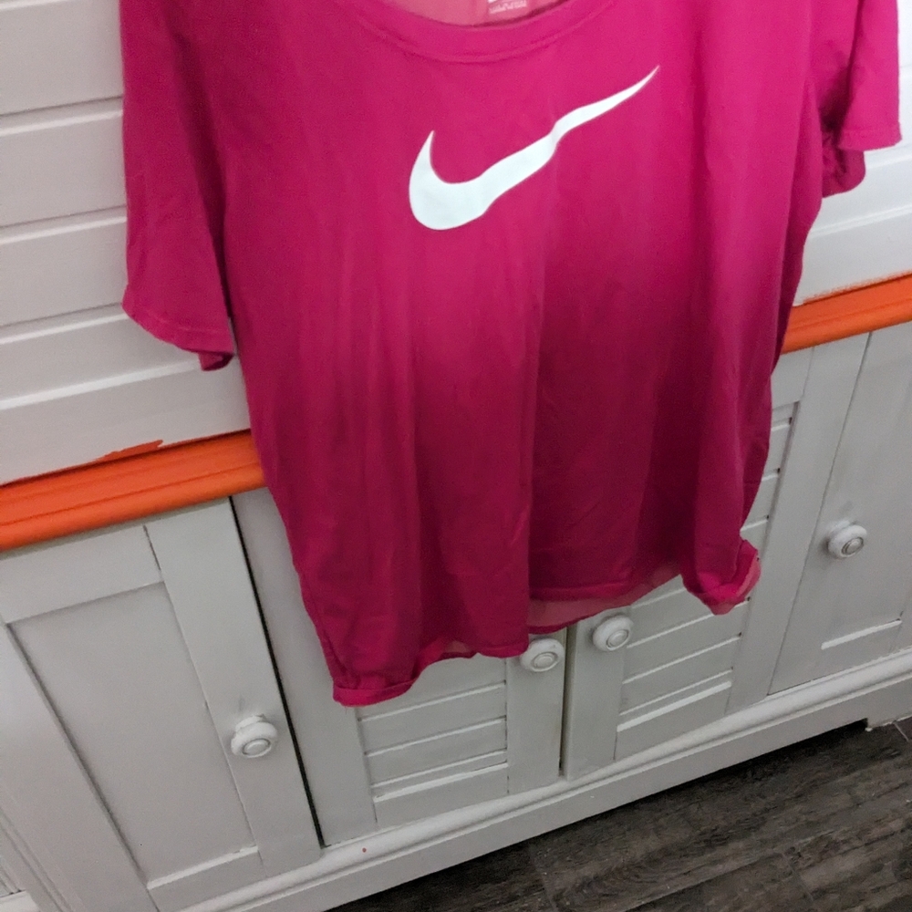 Pink Nike tshirt